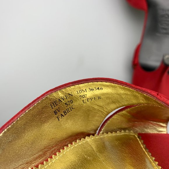 Metaphor 10M Red Fabric 2 1/2" Heel Strappy Sandals - Picture 10 of 10